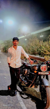 Dark Gunmetal Gray Royal Enfield Classic 350