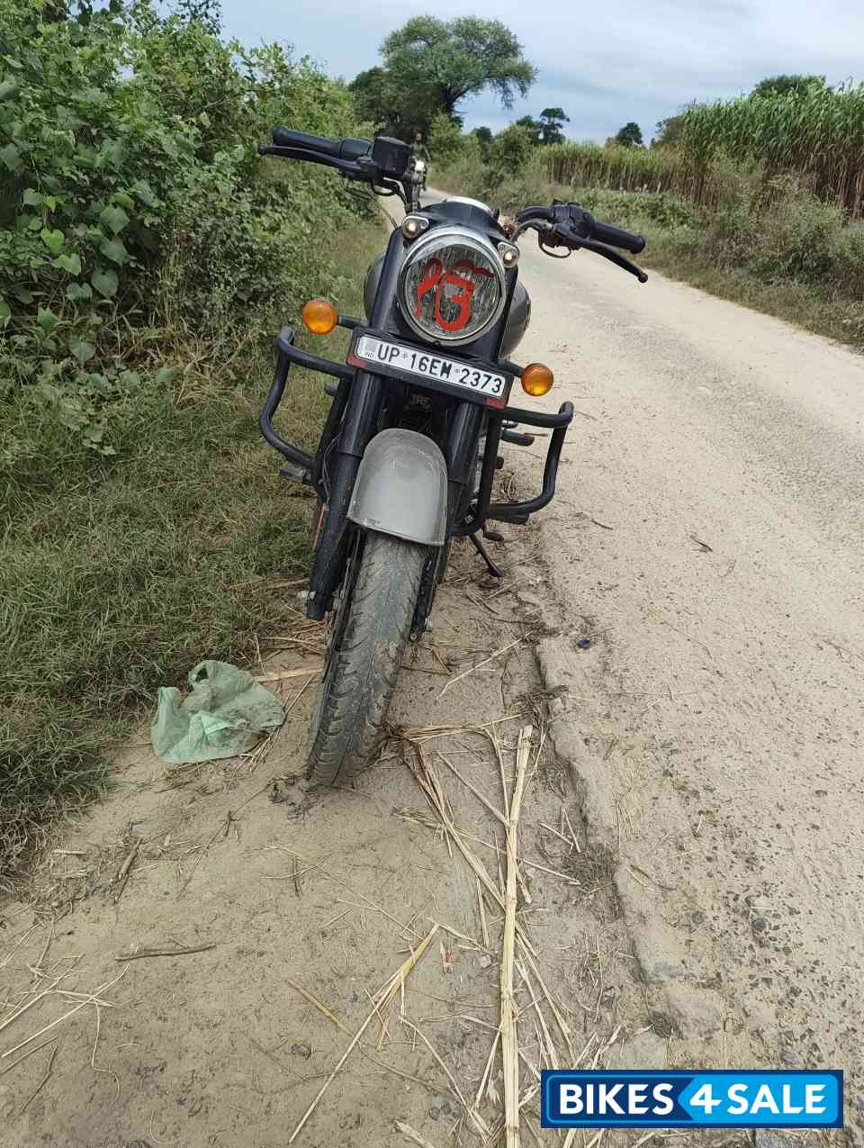 Dark Gunmetal Gray Royal Enfield Classic 350