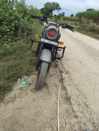 Dark Gunmetal Gray Royal Enfield Classic 350