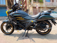 Suzuki Intruder 150 FI 2018 Model