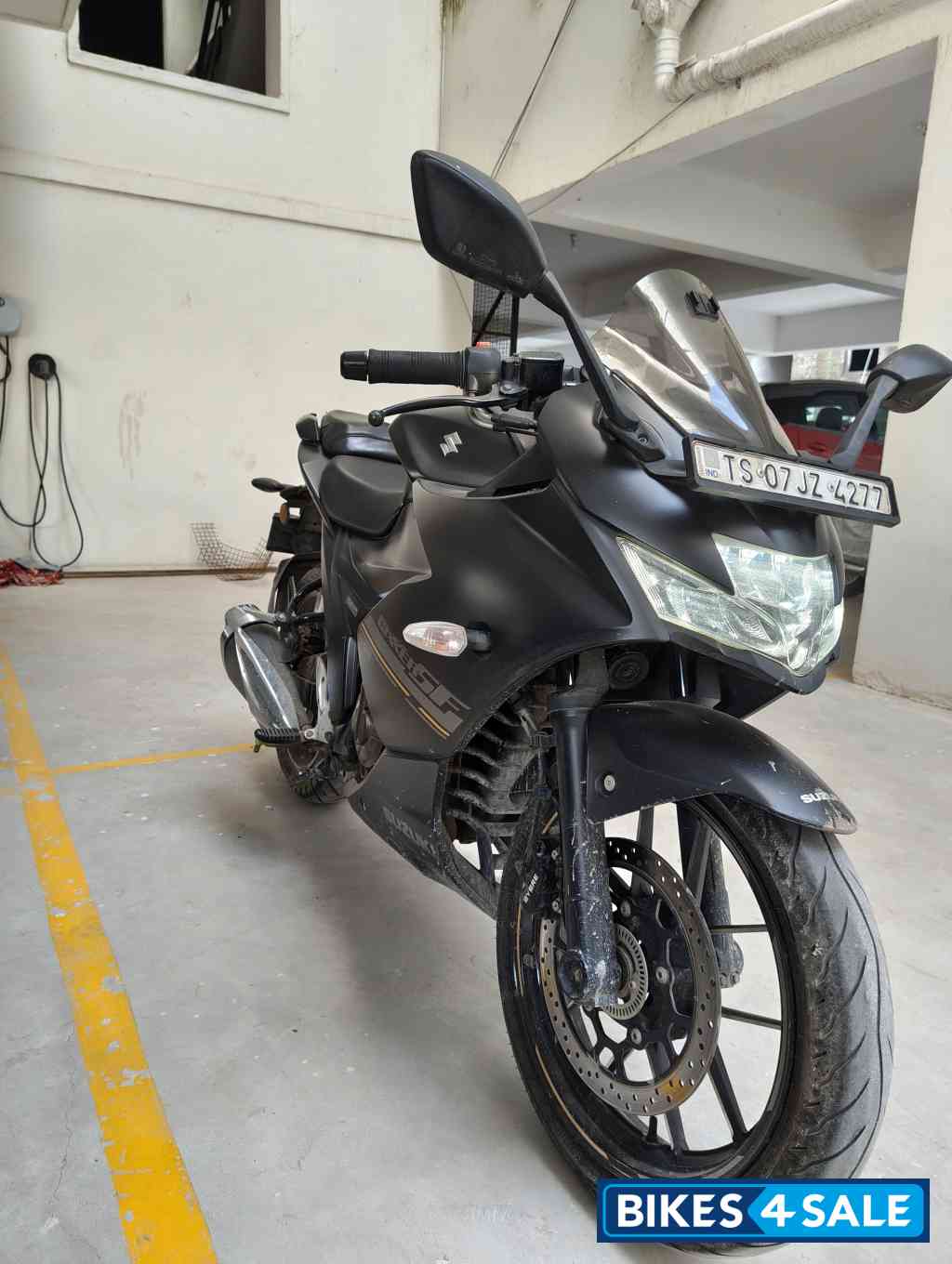 Suzuki Gixxer SF 250 BS6 Suzuki Gixxer SF 250 BS6