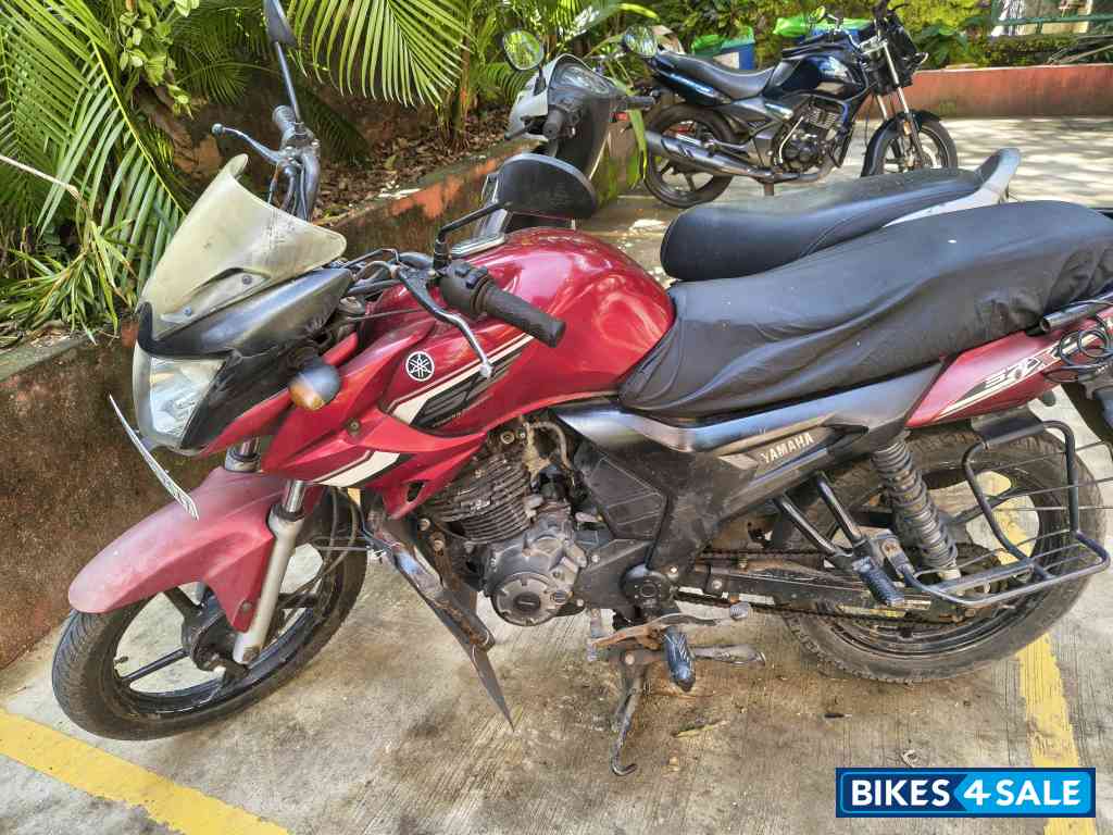 Red Yamaha SZ-X Red Yamaha SZ-X