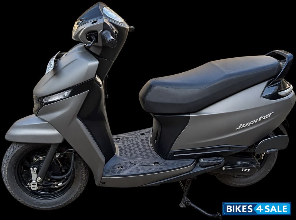 T Grey TVS Jupiter Classic 110 T Grey TVS Jupiter Classic 110