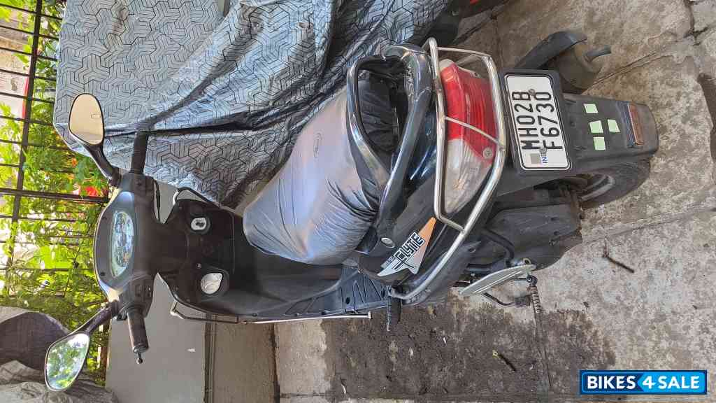 Black Mahindra Flyte