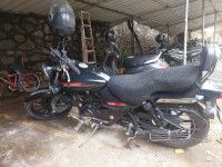 Black Bajaj Avenger Street 220