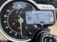 Black Triumph Speed 400