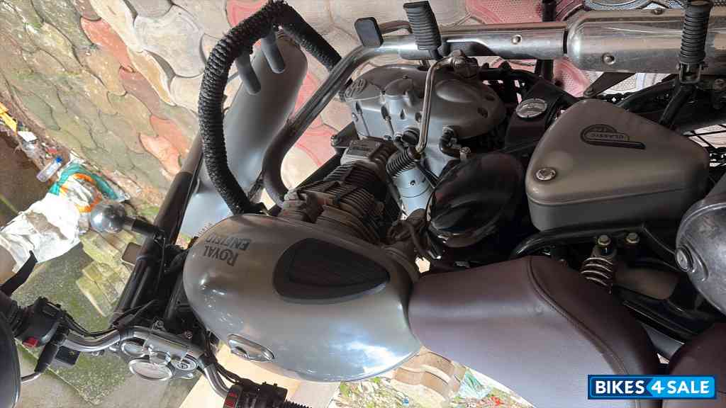Royal Enfield Classic 350 Royal Enfield Classic 350