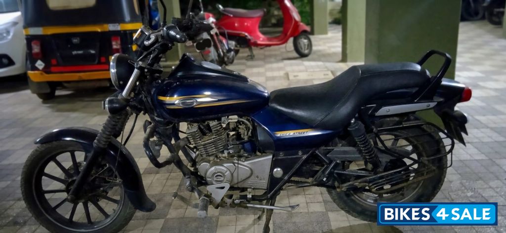 Bajaj Avenger Street 150