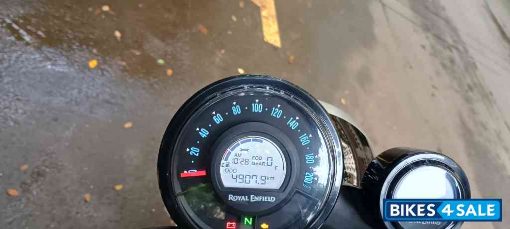Astral Black Royal Enfield Super Meteor 650 Astral Black Royal Enfield Super Meteor 650