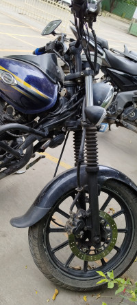 Bajaj Avenger Street 150