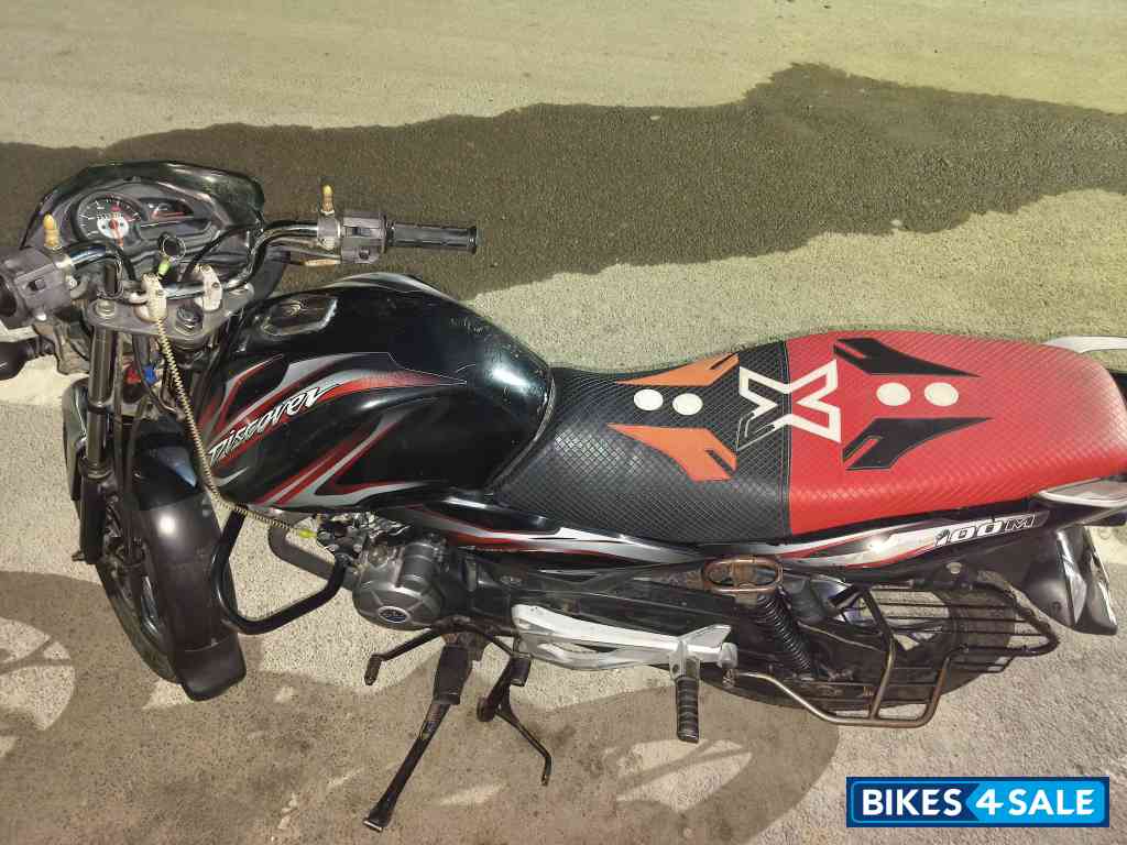 Bajaj Discover 100M