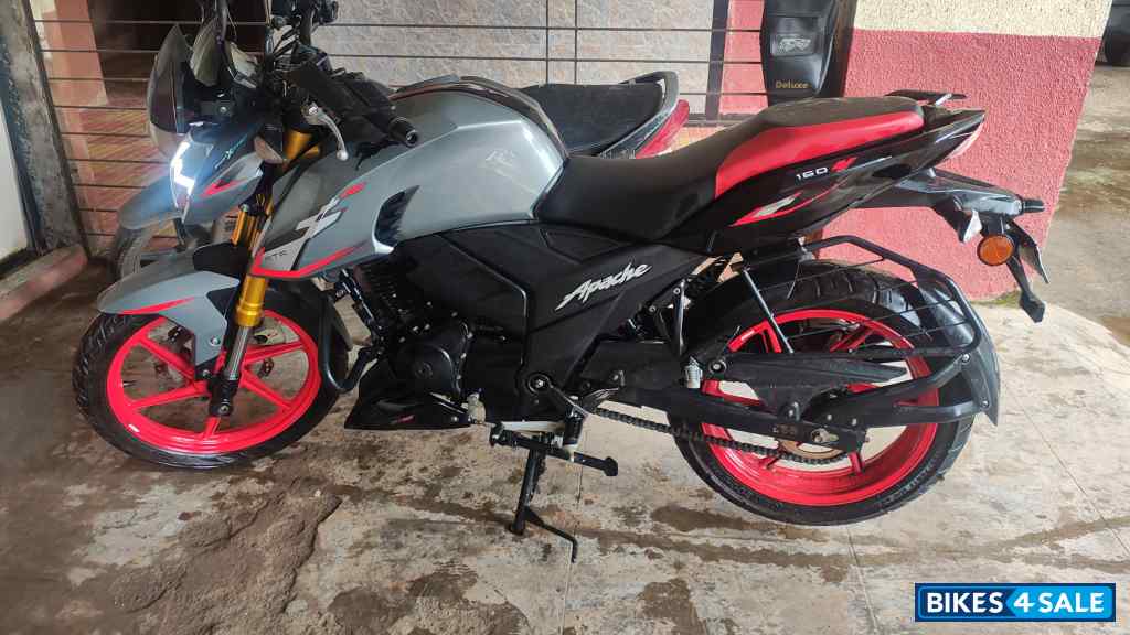 TVS Apache RTR 160 4V BS6 TVS Apache RTR 160 4V BS6