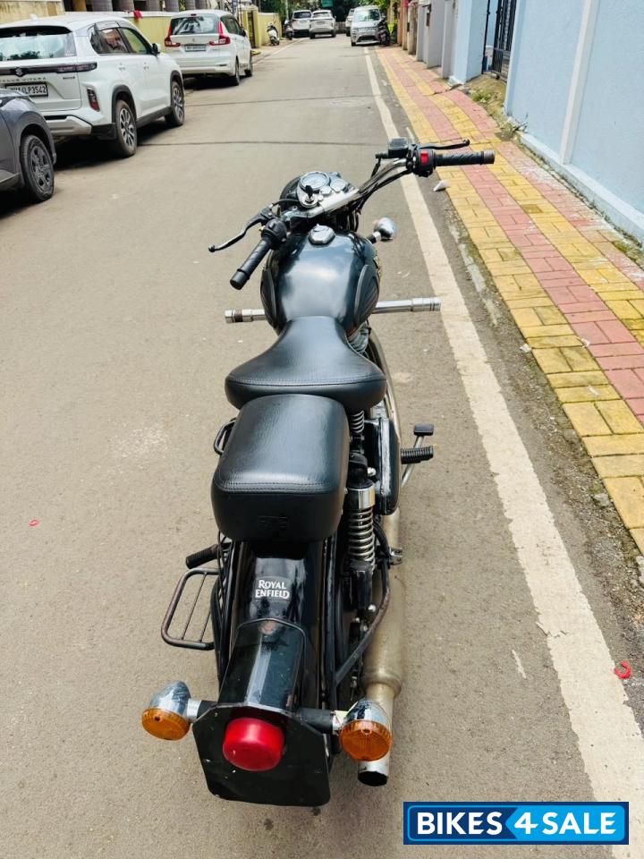 Black Royal Enfield Classic 350 Black Royal Enfield Classic 350