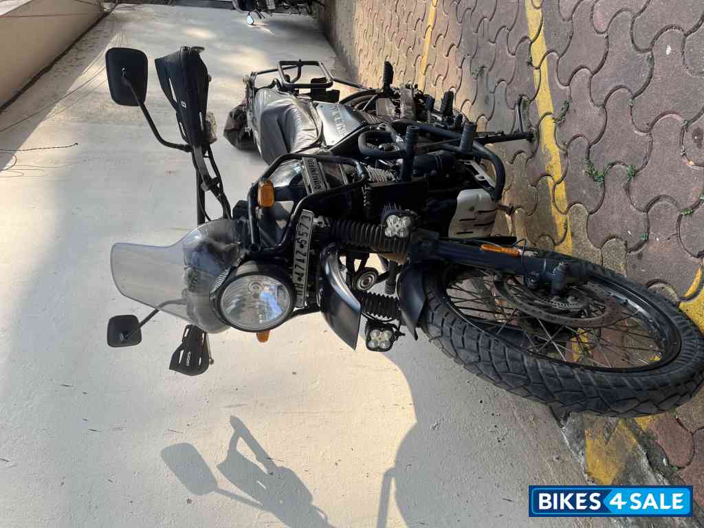 Granite Black Royal Enfield Himalayan 2021 Granite Black Royal Enfield Himalayan 2021
