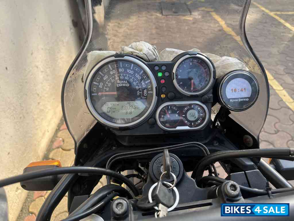 Granite Black Royal Enfield Himalayan 2021 Granite Black Royal Enfield Himalayan 2021