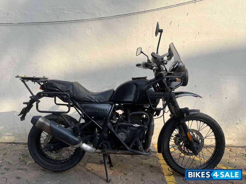 Granite Black Royal Enfield Himalayan 2021 Granite Black Royal Enfield Himalayan 2021