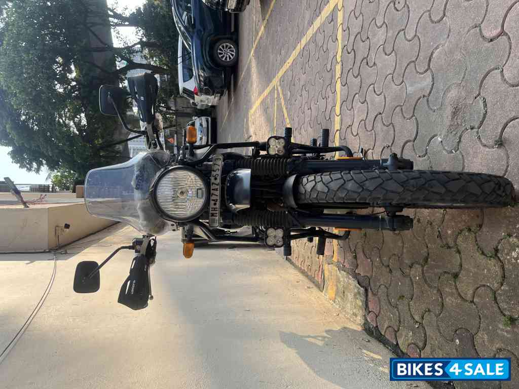 Granite Black Royal Enfield Himalayan 2021 Granite Black Royal Enfield Himalayan 2021
