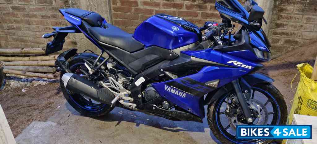 Yamaha YZF R15 V3