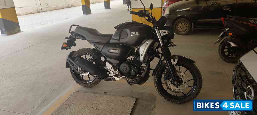 Yamaha FZ-X