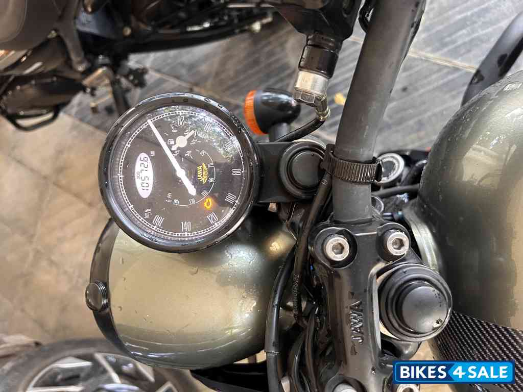 Cosmic Carbon Jawa 42 Dual Channel ABS Cosmic Carbon