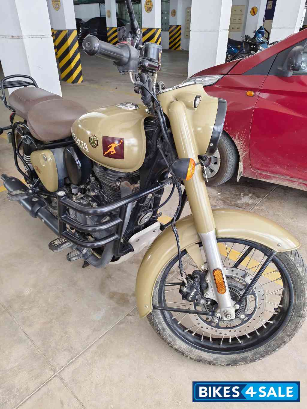 Royal Enfield Classic Desert Storm Royal Enfield Classic Desert Storm