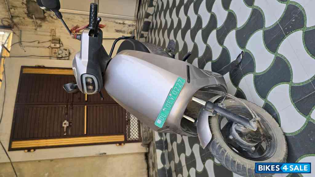 Silver Ola S1 Air 3kWh Silver Ola S1 Air 3kWh