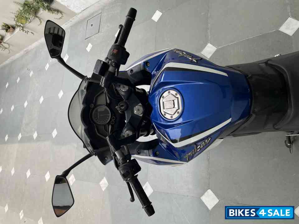 S Blue Bajaj Pulsar RS 200 S Blue Bajaj Pulsar RS 200