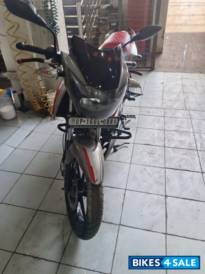 Light Grey TVS Apache RTR 160 Light Grey TVS Apache RTR 160