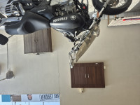 Black Bajaj Avenger Cruise 220
