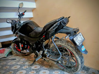 Black Hero Xtreme 160R