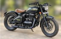 Stealth Black Jawa Perak BS6