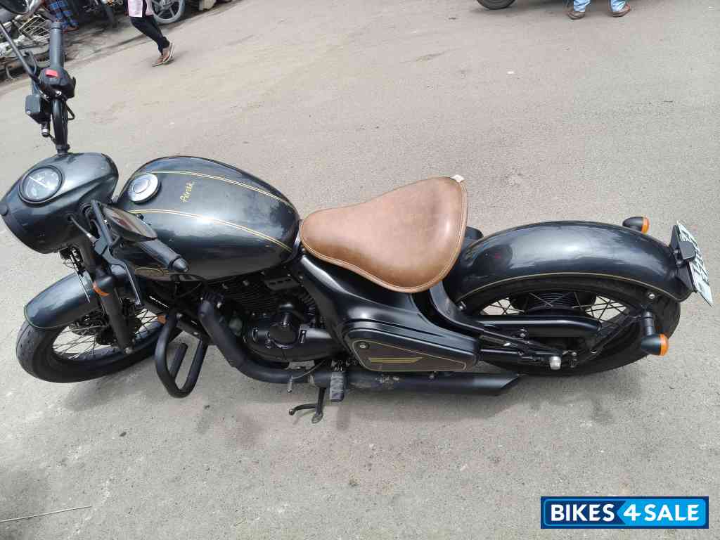Stealth Black Jawa Perak BS6 Stealth Black Jawa Perak BS6