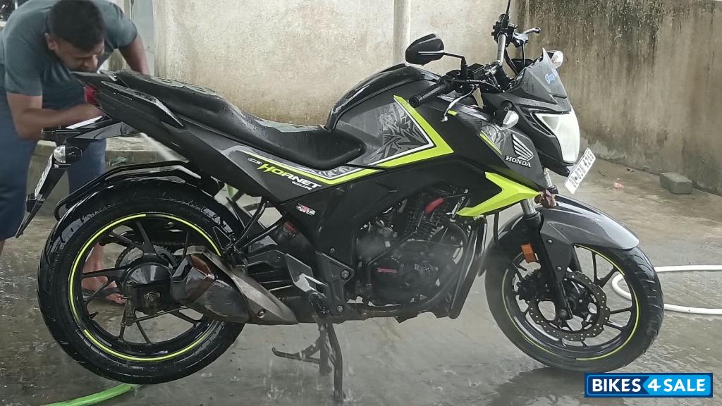 Honda CB Hornet 160R Honda CB Hornet 160R