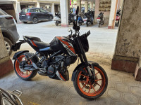 KTM Duke 125