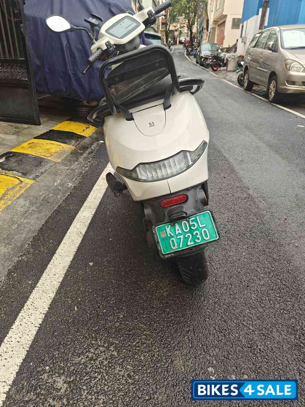 Ola S1 Pro Ola S1 Pro