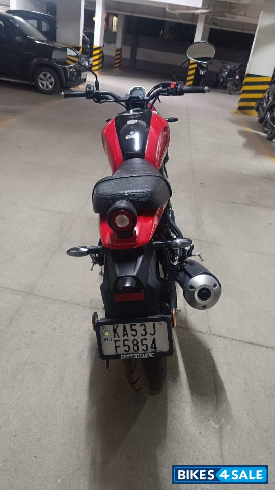 Vivid Red Cocktail 1 Yamaha XSR155 Vivid Red Cocktail 1 Yamaha XSR155
