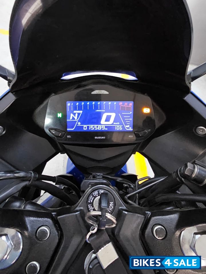 Metriton Blue Suzuki Gixxer SF 250