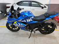 Metriton Blue Suzuki Gixxer SF 250