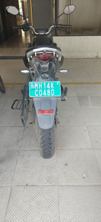 Revolt RV 400