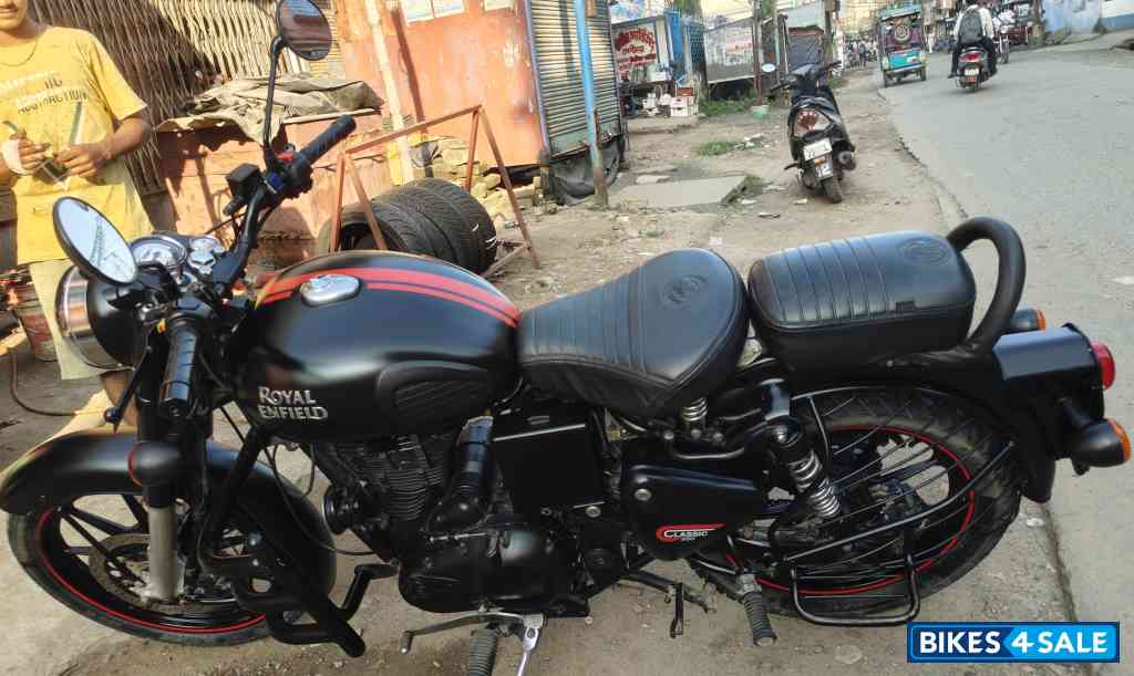 Royal Enfield Classic 350 BS VI