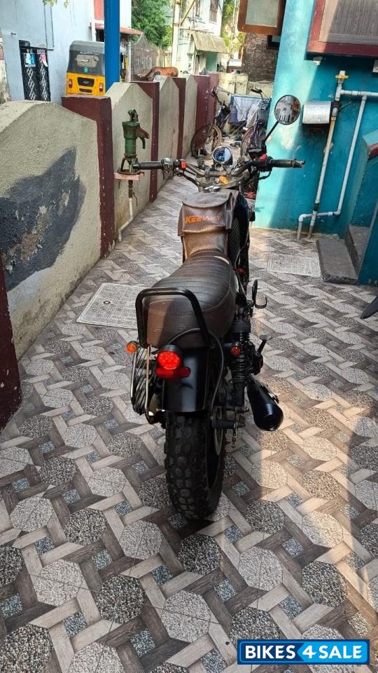 Black Keeway SR 125 Black Keeway SR 125