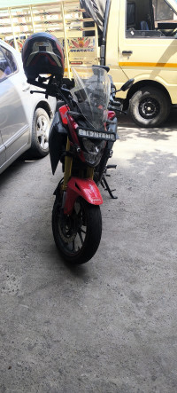 Sports Red Honda CB300F Deluxe Pro
