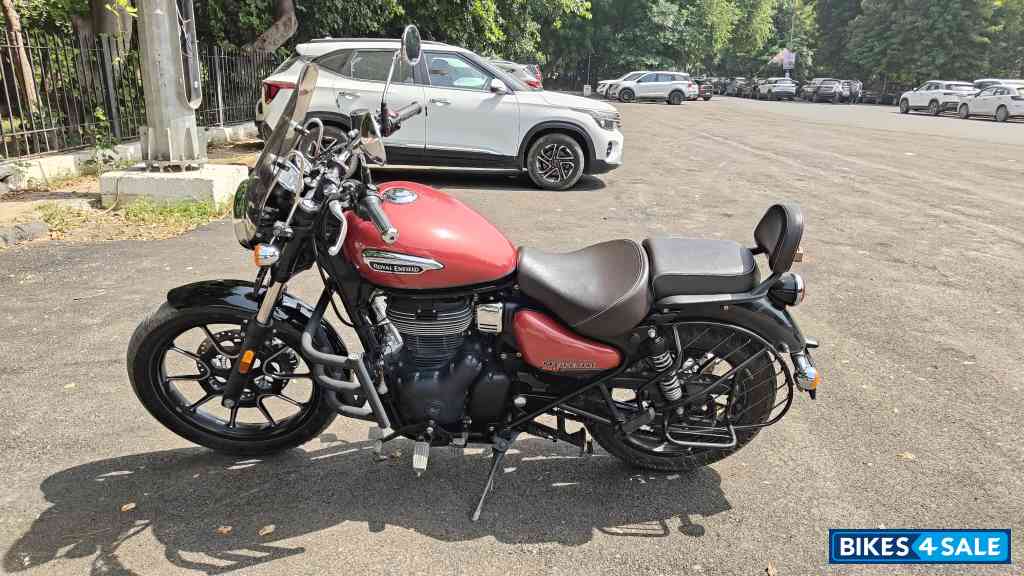 Supernova Red Royal Enfield Meteor 350 Supernova Supernova Red Royal Enfield Meteor 350 Supernova