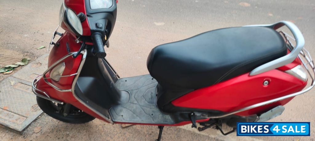 Red TVS Jupiter Red TVS Jupiter