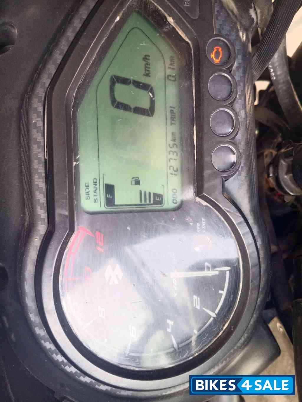 Red Black Bajaj Pulsar 125 Neon Disc Single Seat Red Black Bajaj Pulsar 125 Neon Disc Single Seat