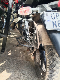 Red Black Bajaj Pulsar 125 Neon Disc Single Seat