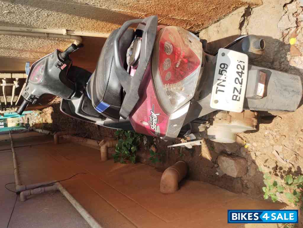 TVS Scooty Streak