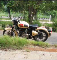 Royal Enfield Classic 500 2015 Model