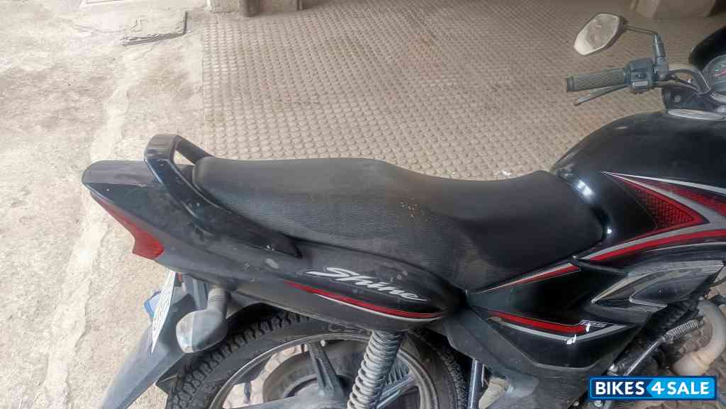 Black Honda Shine 125 Black Honda Shine 125