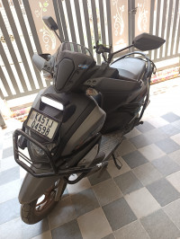 Matt Gray Metallic 3 Yamaha Cygnus Ray ZR Street Rally